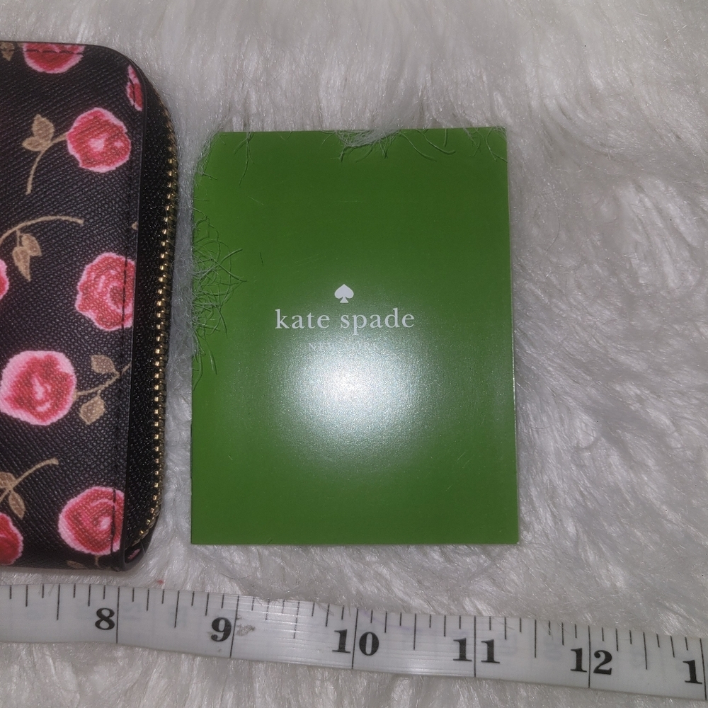 Kate Spade wallet - Picture 8 of 8